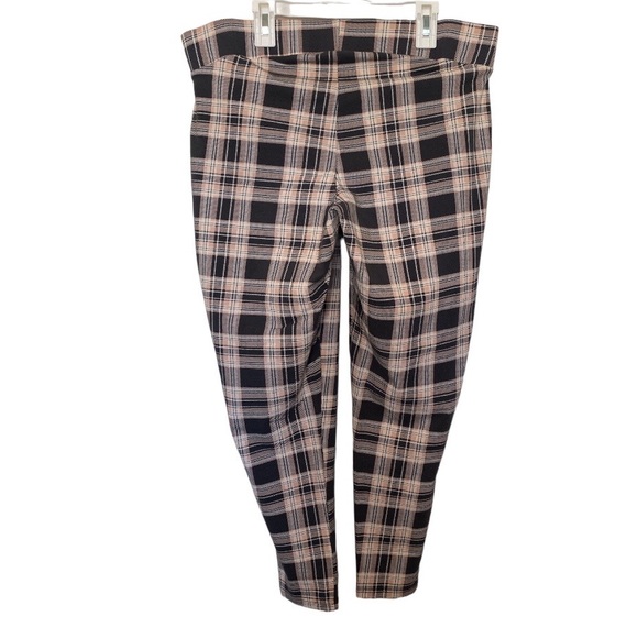 Torrid 2X Retro Plaid Premium Leggings - Picture 6 of 10